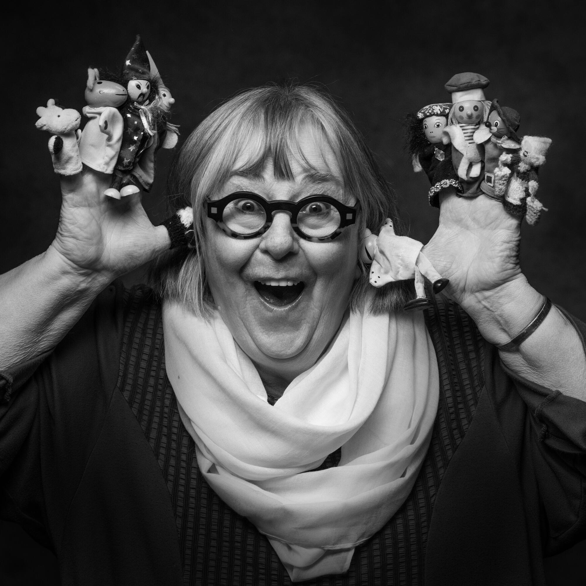 Dora  van de Loo